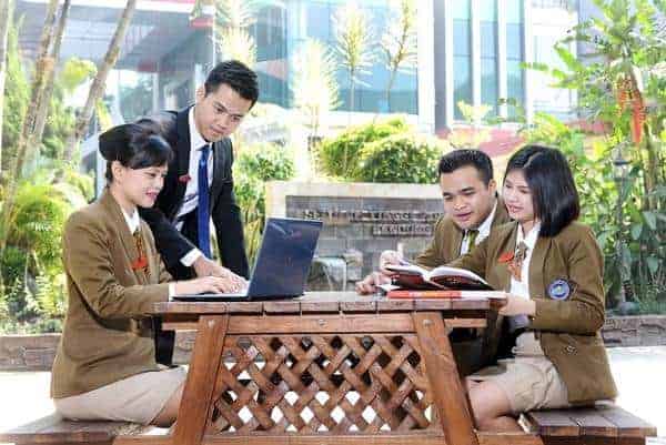 sekolah kedinasan di Bandung