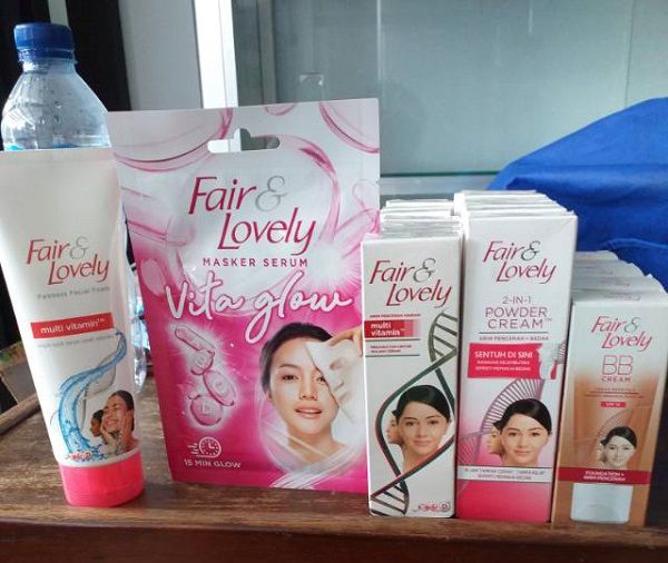 Cara Memakai Fair and Lovely Agar Cepat Putih Glowing - DeckaRenas.Com